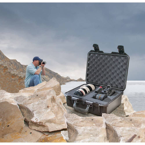 Pelican iM2100 Storm Case with Foam (Black)